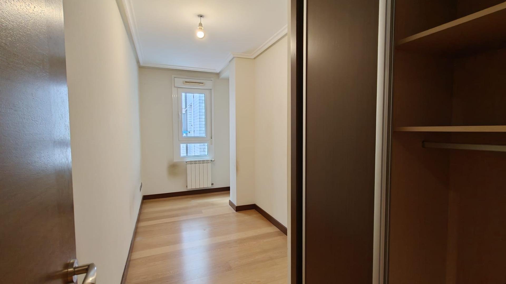 Pis de 93 m² a Oviedo