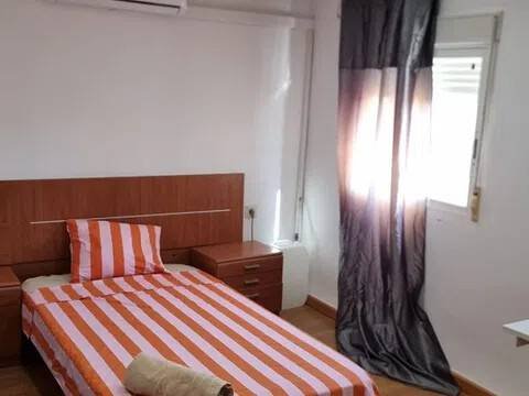 Chambre à louer, Alméria