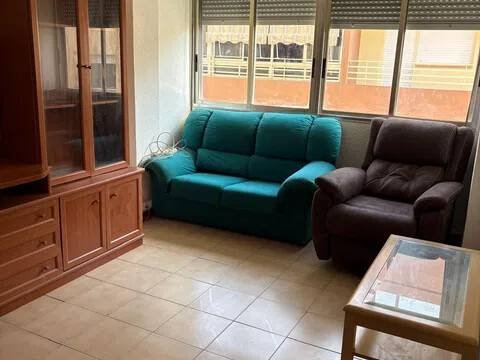 Piso de 76 m² en Almería