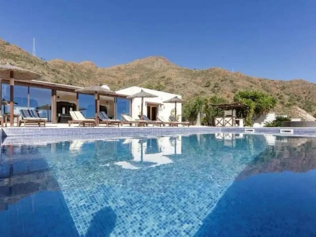 Casa de 650 m² a Estepona