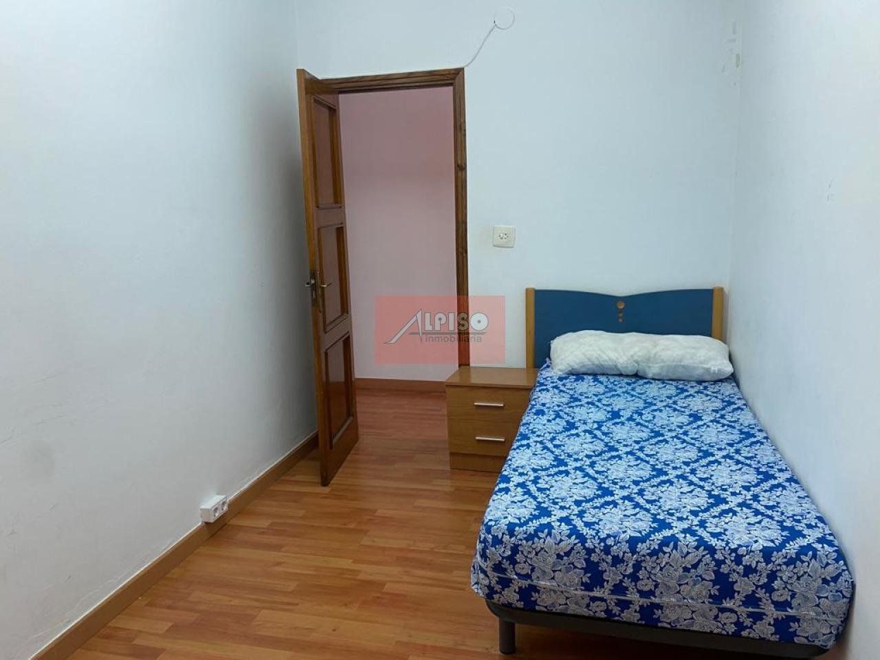 Piso de 120 m² en Ourense