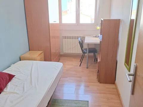 Piso de 90 m² en Zaragoza