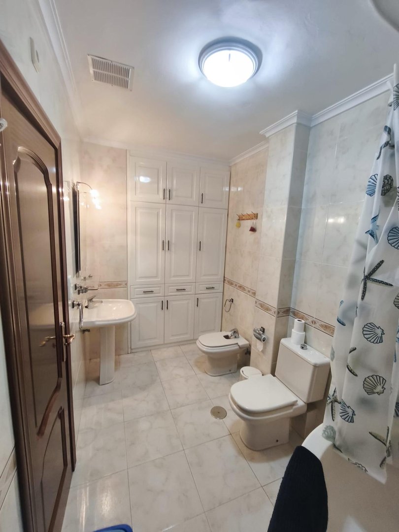 Piso de 128 m² en Almería