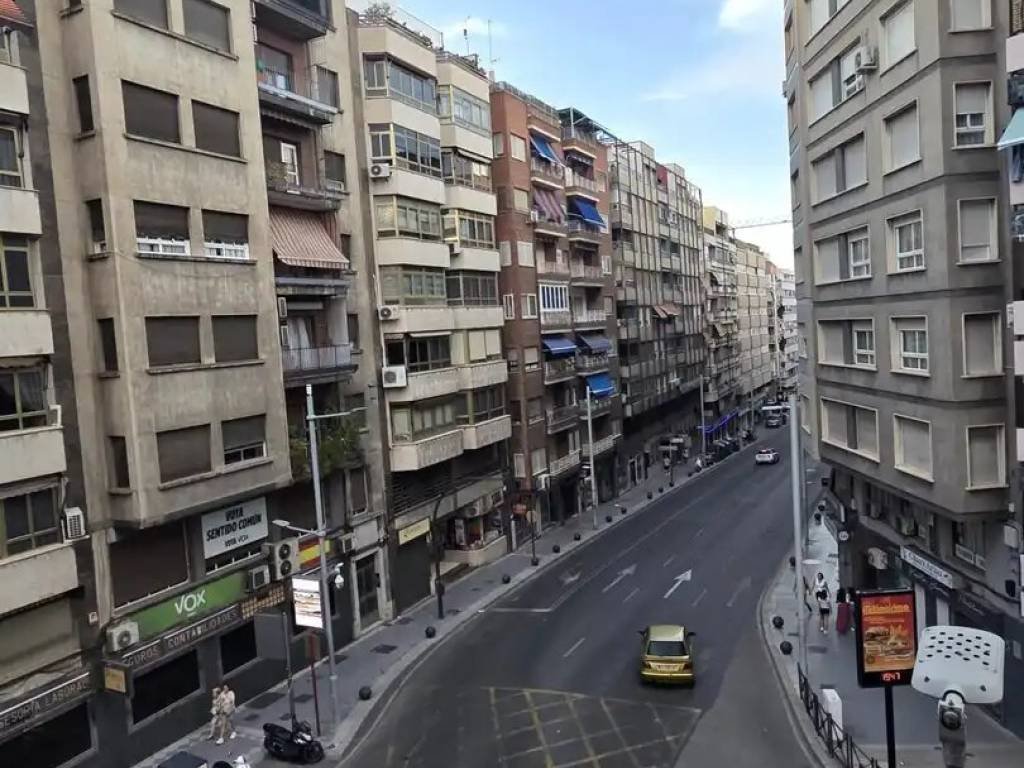 Piso de 140 m² en Jaén