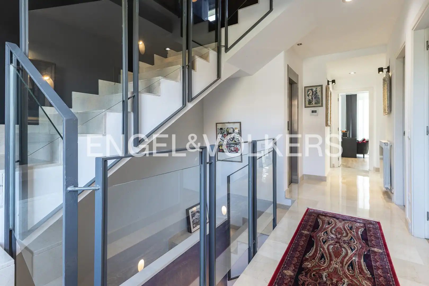 Casa de 305 m² a Tiana