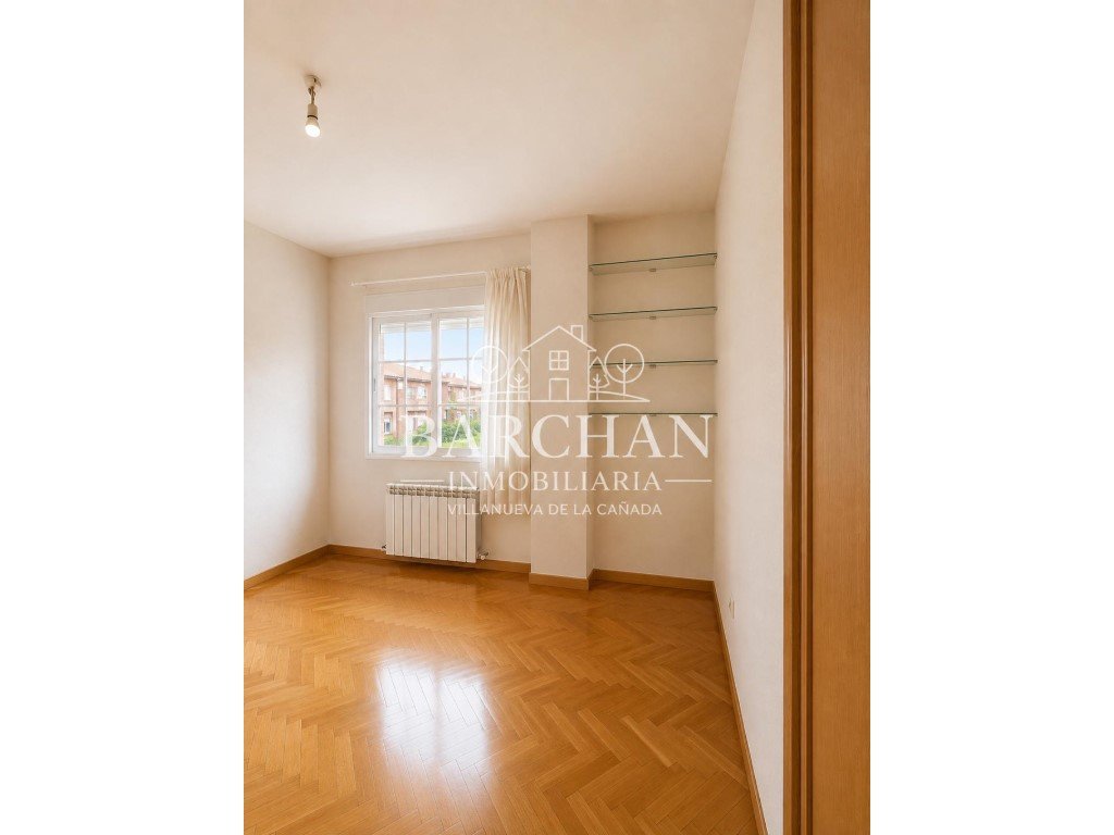 Casa de 300 m² a Villanueva de la Cañada