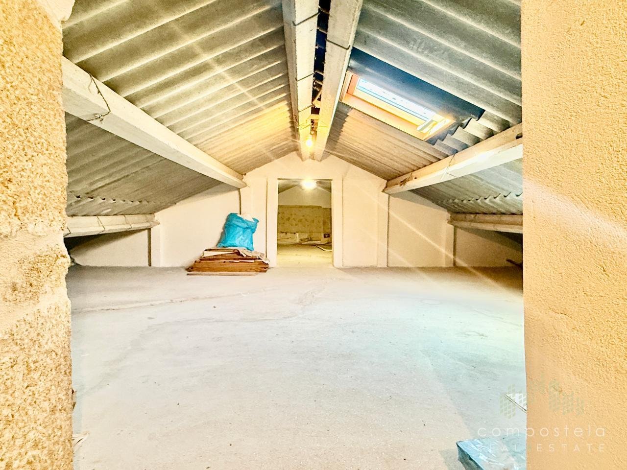 Casa de 145 m² en Santiago de Compostela
