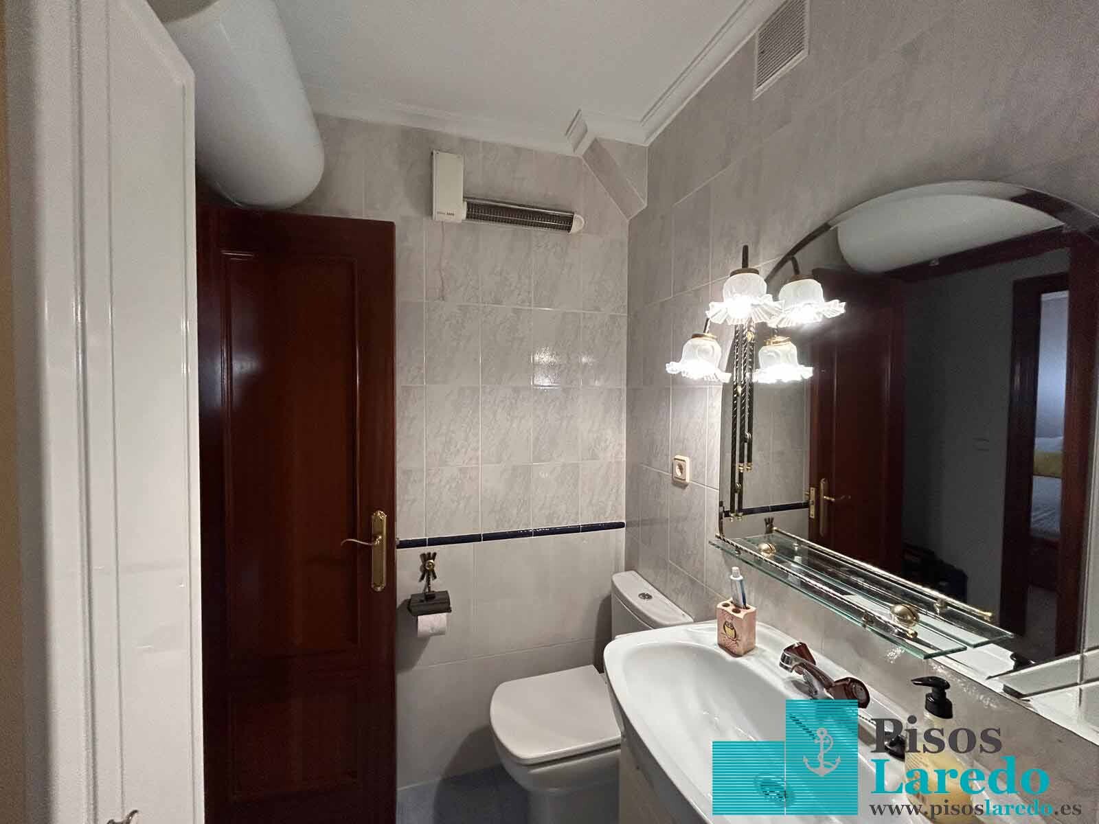 Piso de 58 m² en Laredo