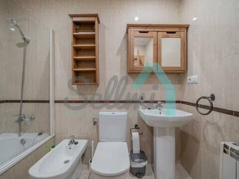 Piso de 57 m² en Oviedo