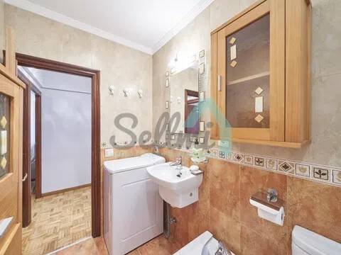 Piso de 84 m² en Oviedo