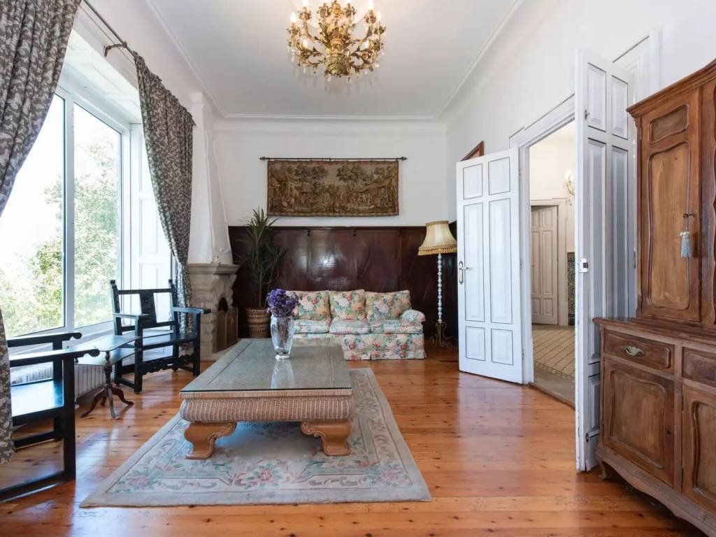 Casa de 400 m² en Redondela
