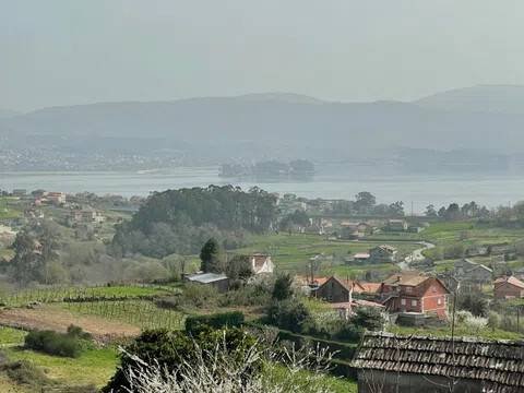 Casa de 496 m² en Vilaboa
