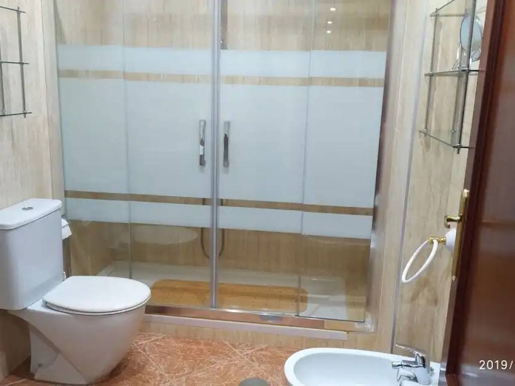 Piso de 100 m² en Linares