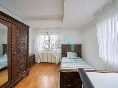 Wohnung 90 m² in Oviedo