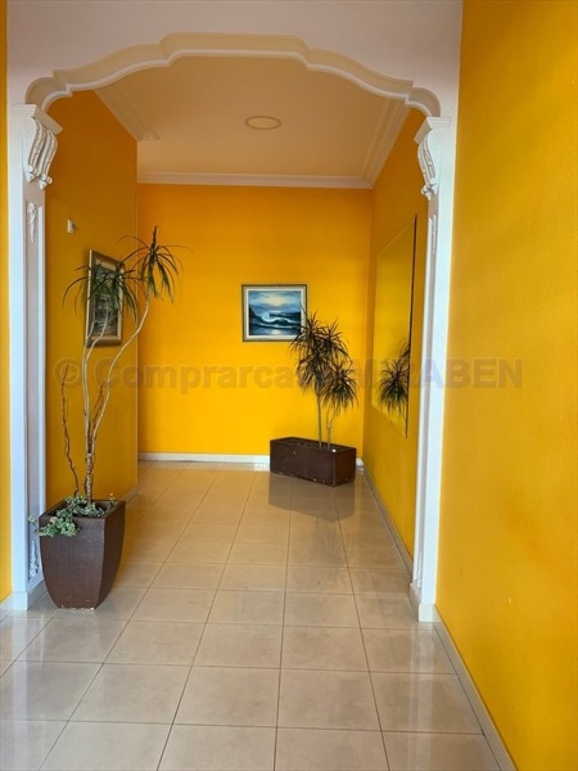 Piso de 90 m² en Boiro