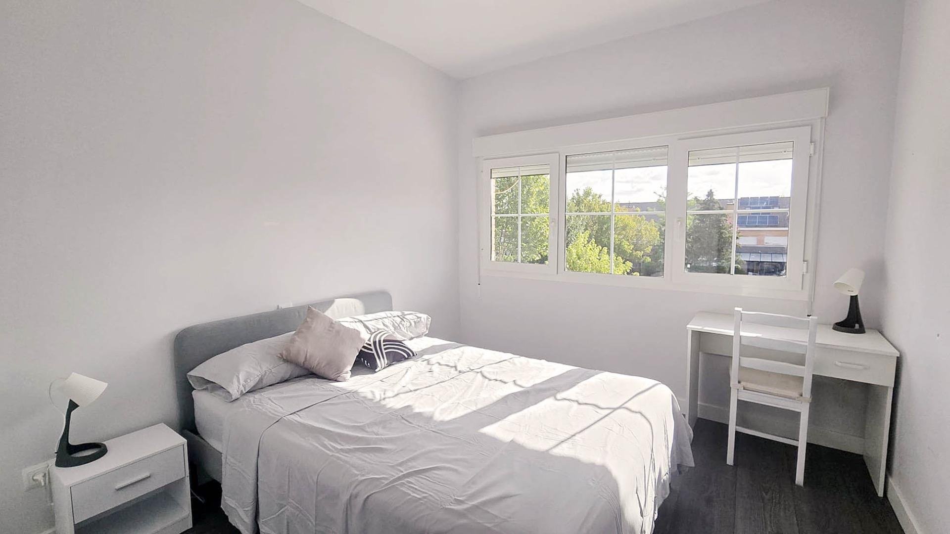 Zimmer 250 m², Villanueva de la Cañada