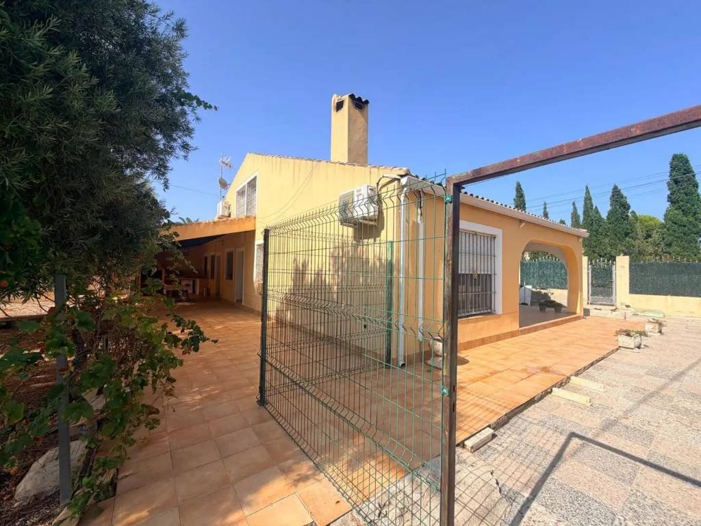 Casa de 290 m² en Elche