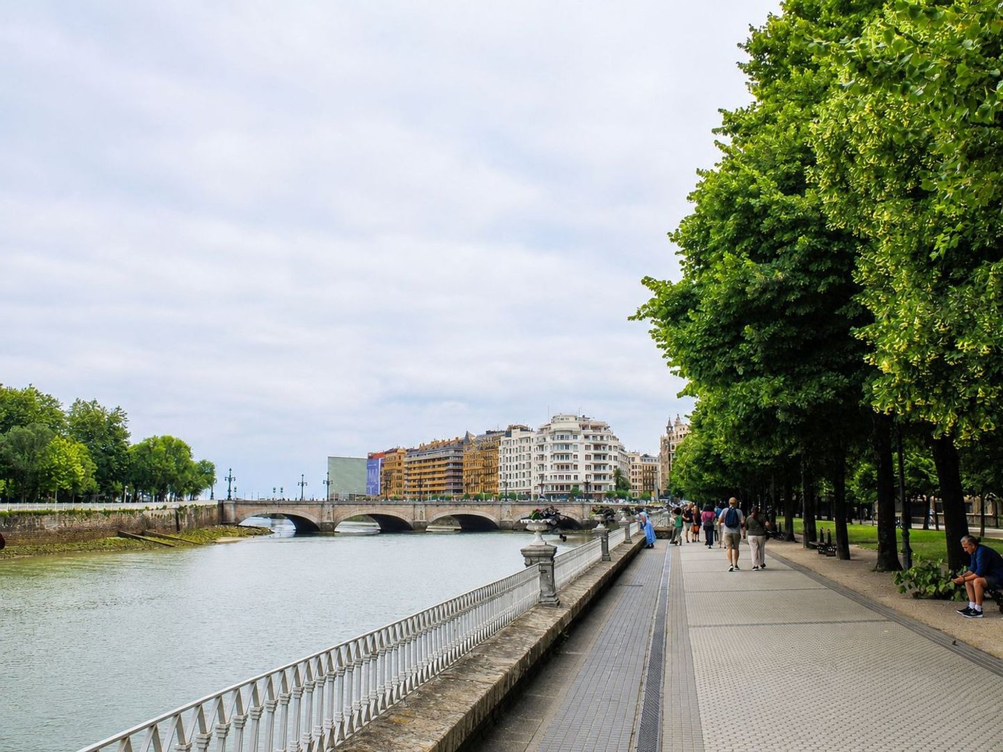 Pis de 90 m² a Sant Sebastià