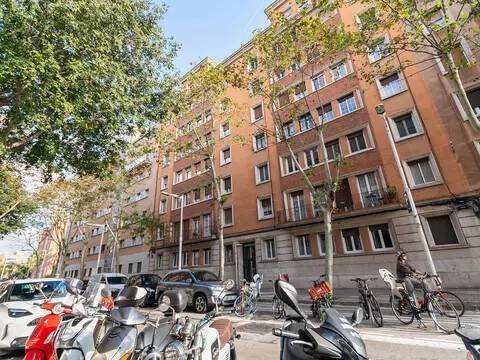 Wohnung 88 m² in Barcelona