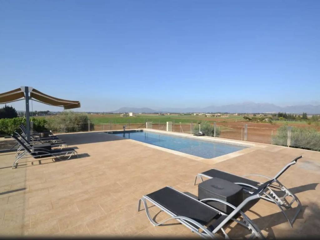 Casa de 250 m² en Muro