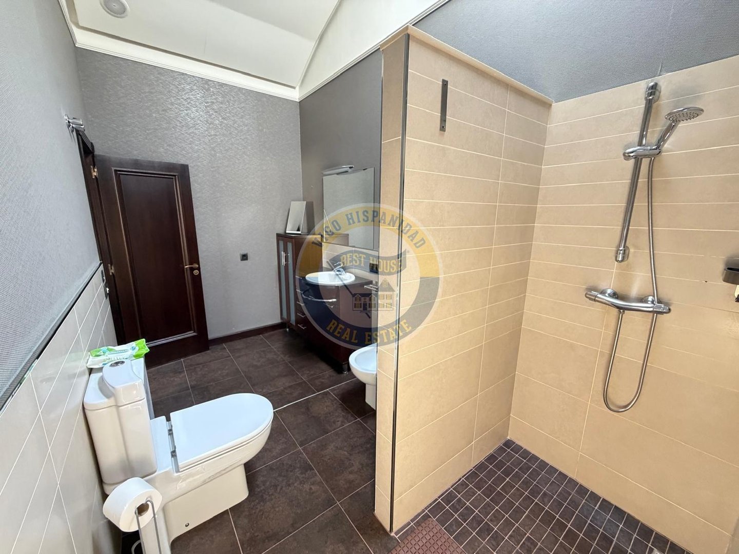 Piso de 250 m² en Vigo