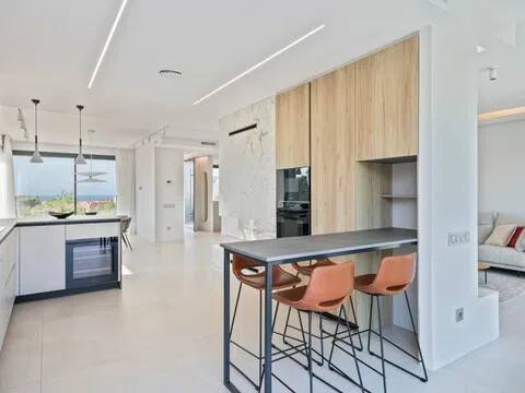 Casa de 355 m² en Montgat