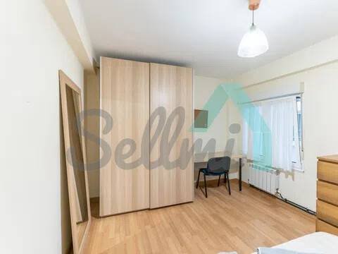 Pis de 85 m² a Oviedo