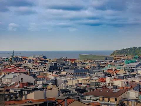 Piso de 90 m² en San Sebastián