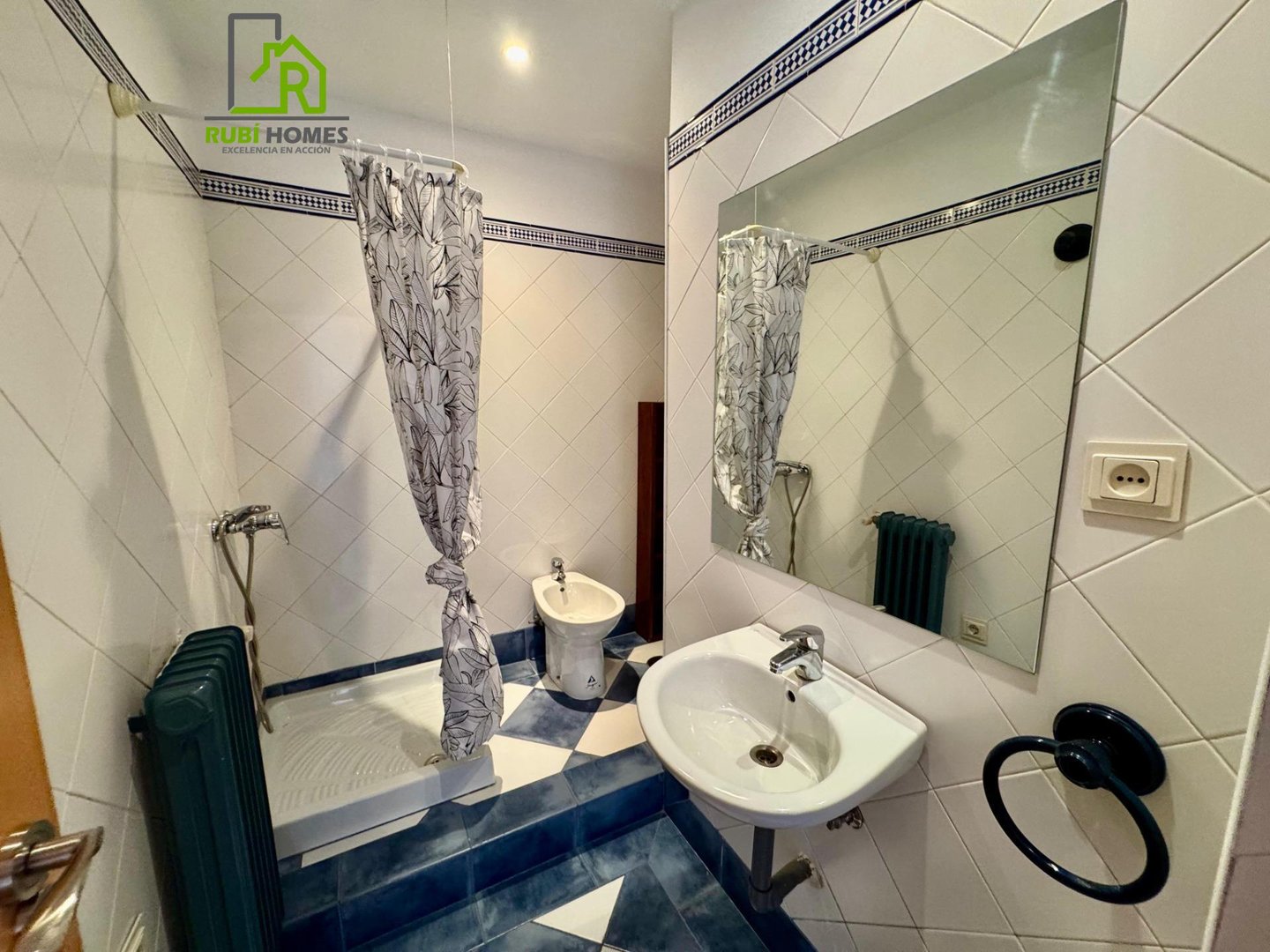 Piso de 106 m² en Granada
