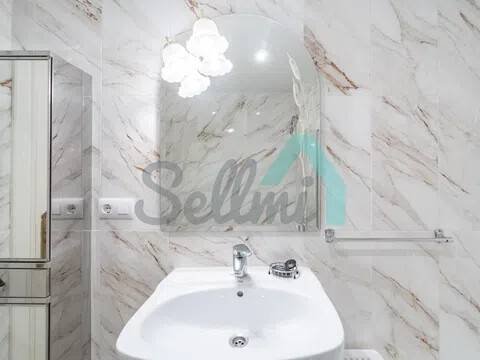 Piso de 107 m² en Oviedo