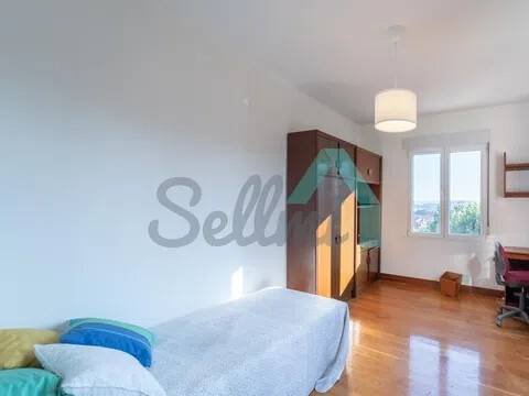 Piso de 212 m² en Oviedo