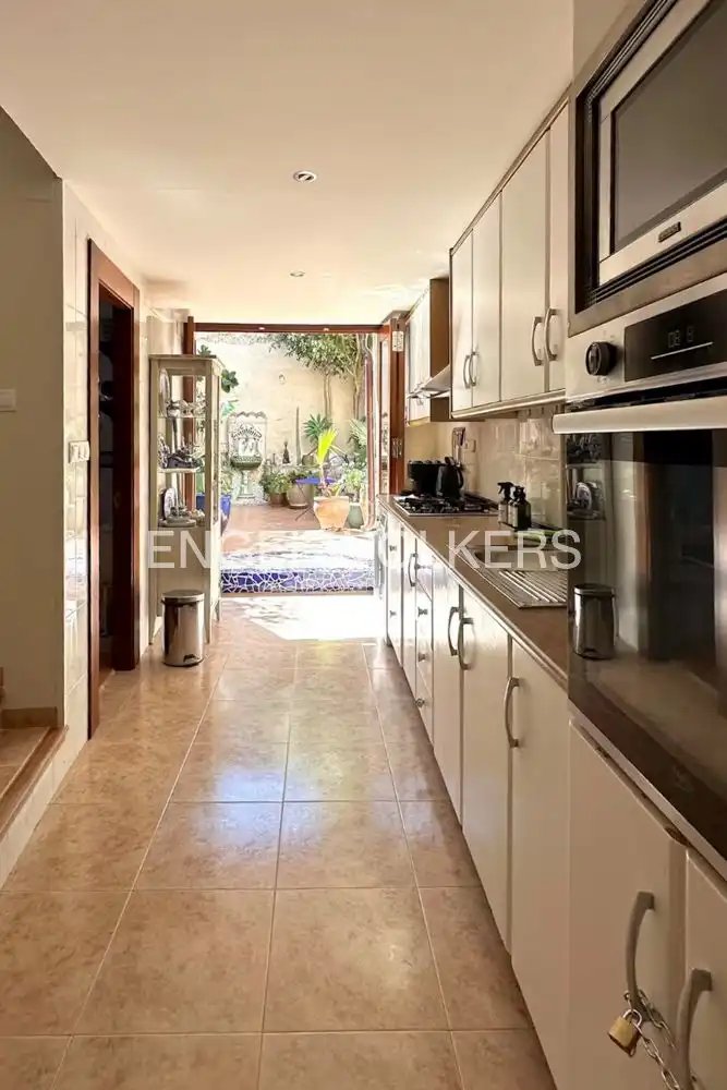 Piso de 160 m² en Oliva