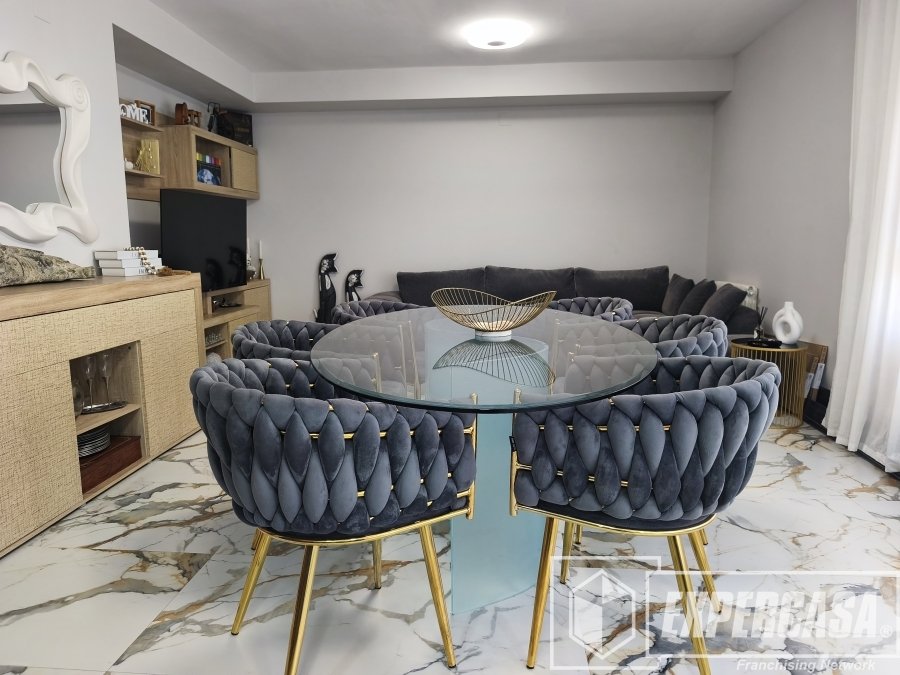Piso de 128 m² en Manises
