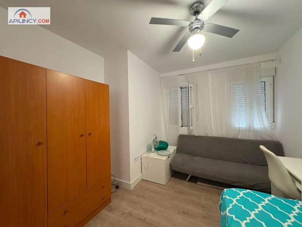Piso de 75 m² en Sevilla