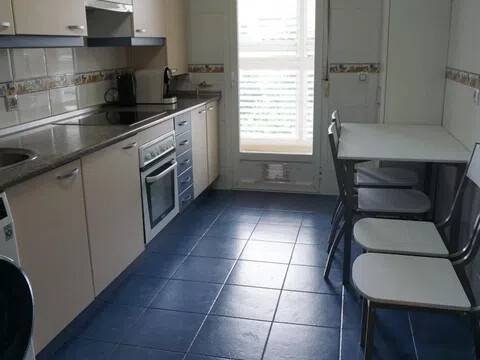 Habitación 121 m², Ávila