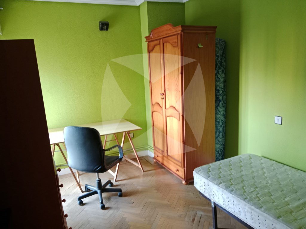 Piso de 100 m² en Cáceres