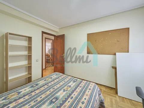 Pis de 82 m² a Oviedo
