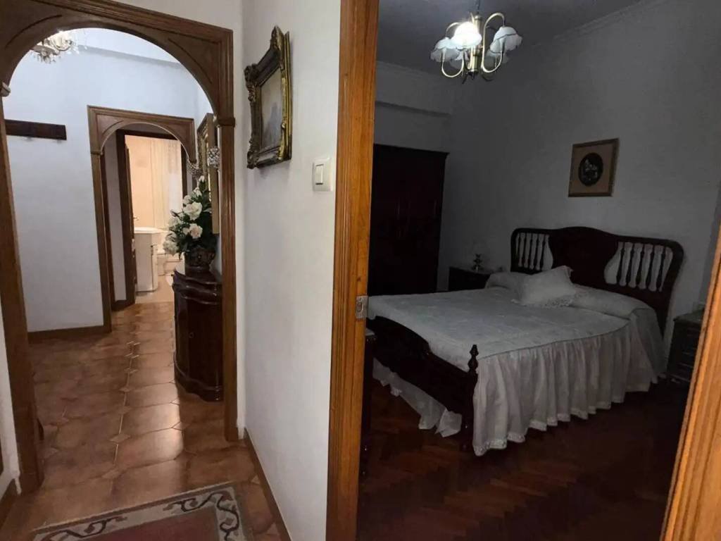 Piso de 80 m² en Ourense