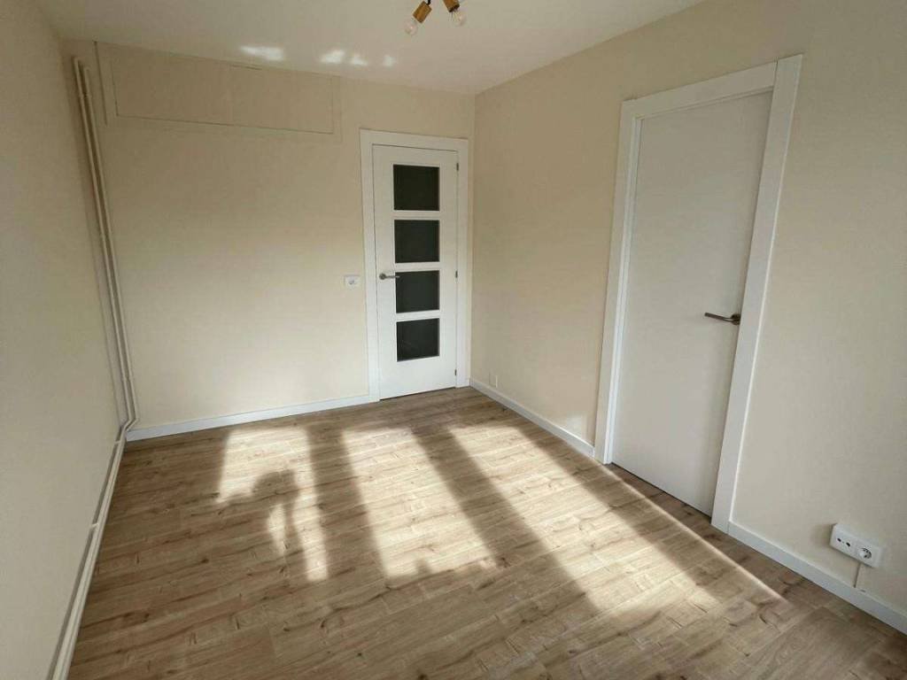Piso de 90 m² en Santiago de Compostela