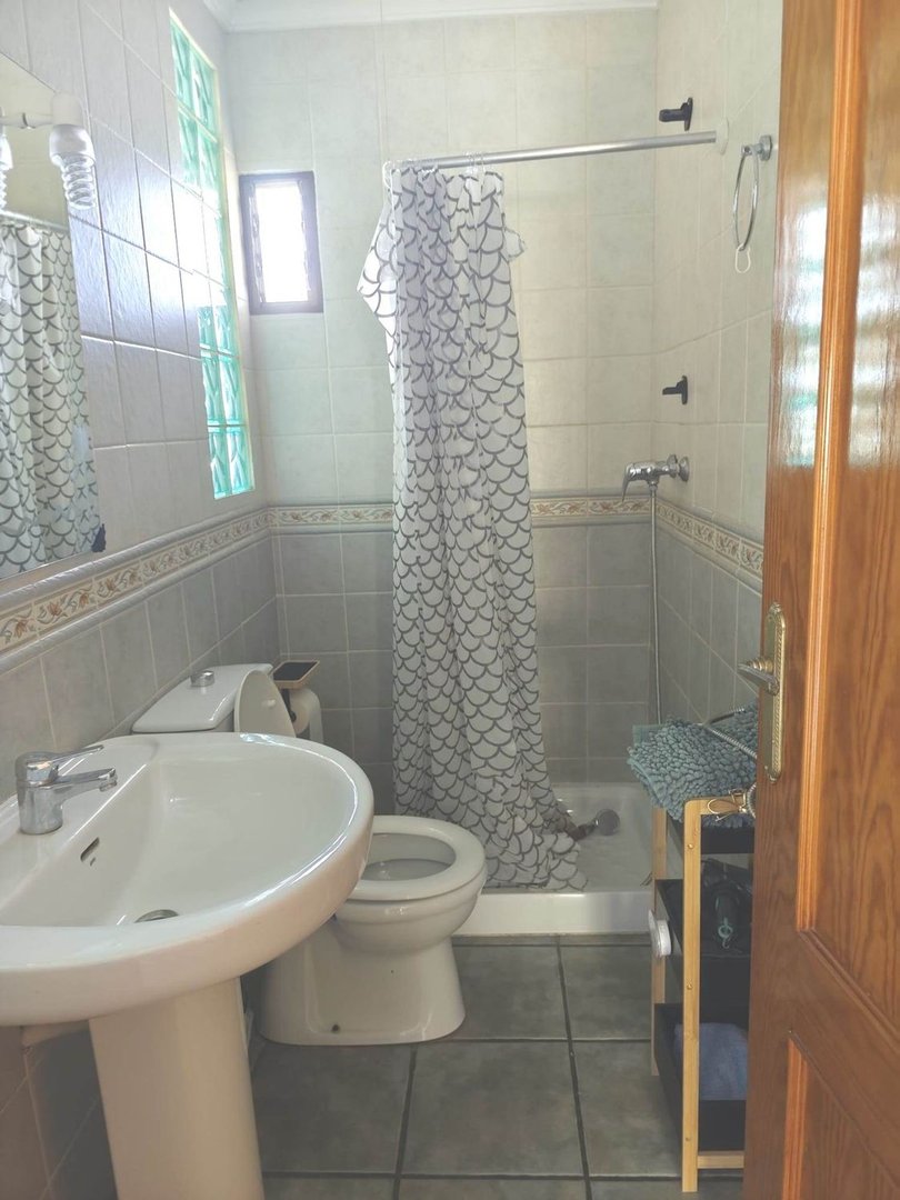 Casa de 181 m² en Alberic