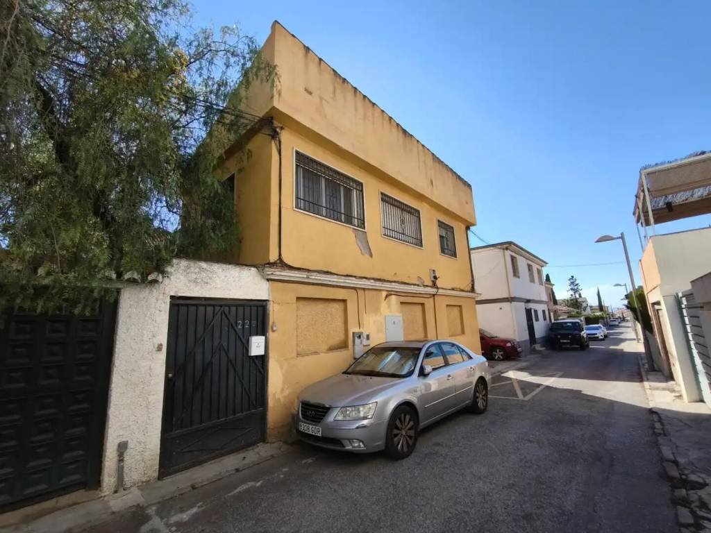 Piso de 140 m² en Huétor Vega