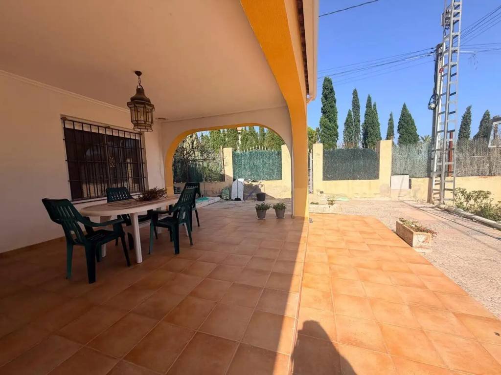 Casa de 290 m² en Elche