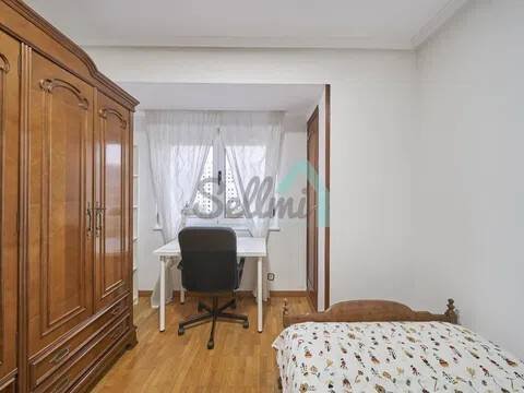 Wohnung 90 m² in Oviedo
