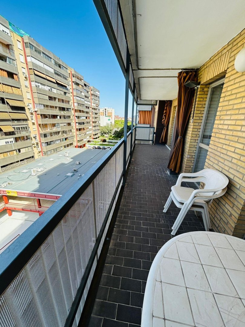 Piso de 150 m² en Sevilla