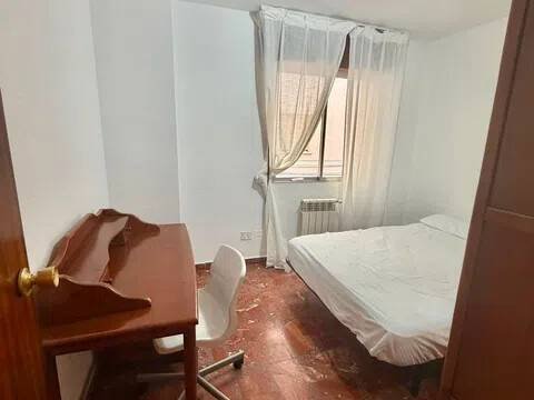 Habitación 109 m², Jaén