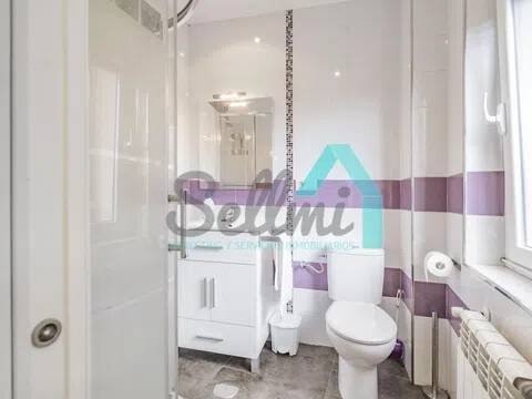 Piso de 93 m² en Oviedo