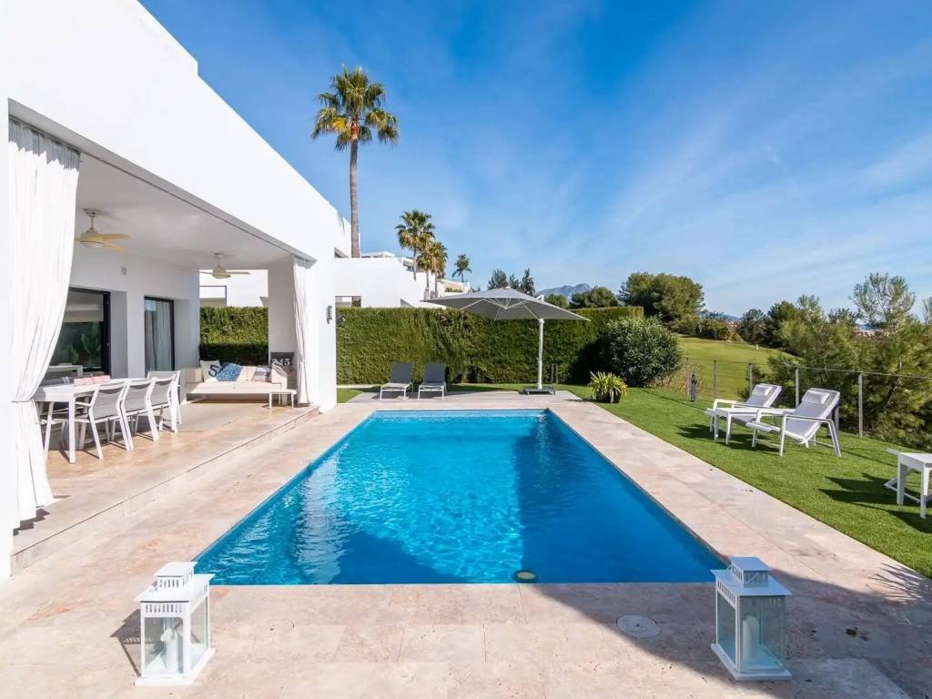 Casa de 354 m² en Estepona