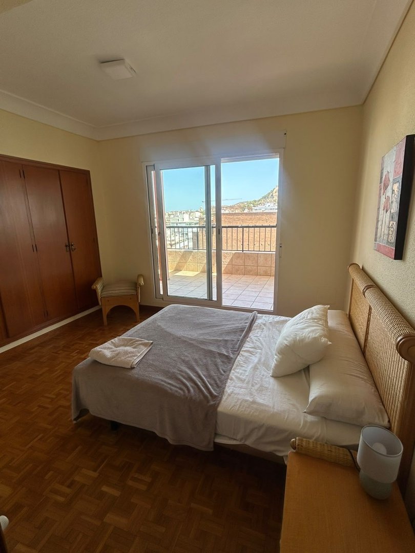 Piso de 140 m² en Alicante