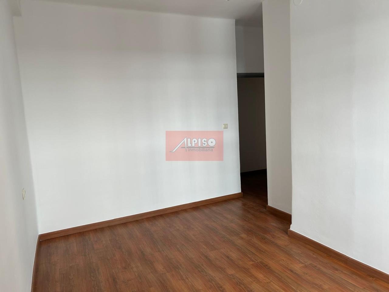 Piso de 93 m² en Ourense