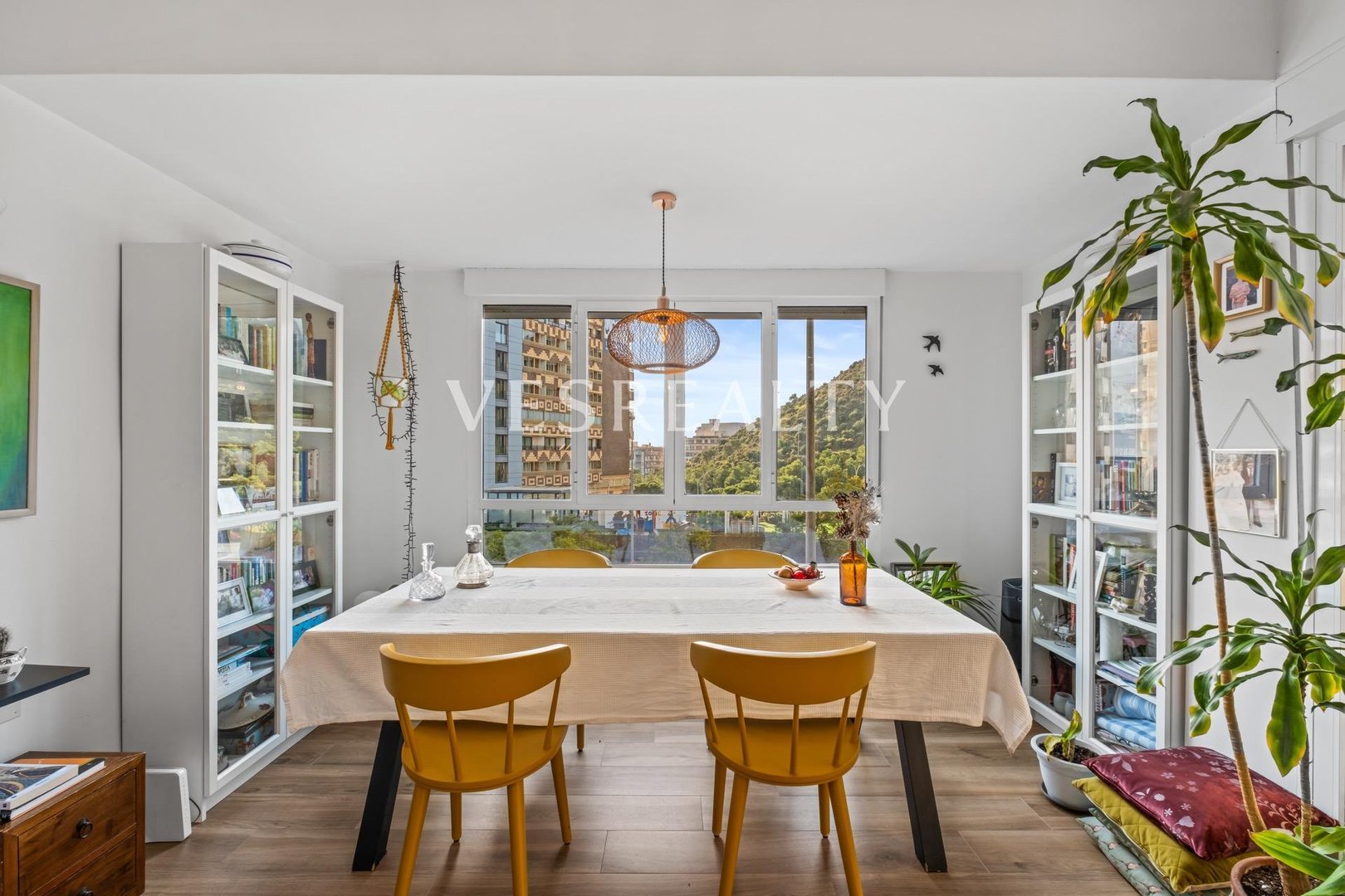 Wohnung 132 m² in Alicante